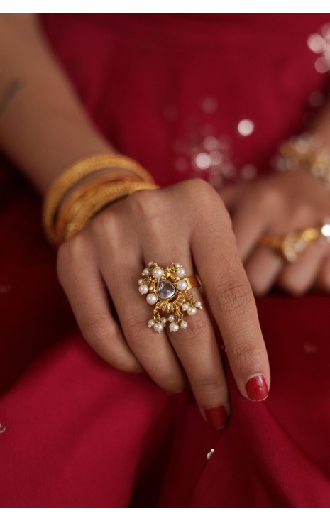 Saliha (Ring)